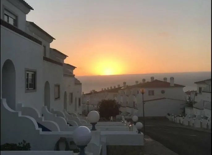 Bela Vista Near A Surf Spot Апартаменты Эрисейра